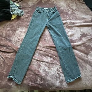 PacSun mom jeans 25